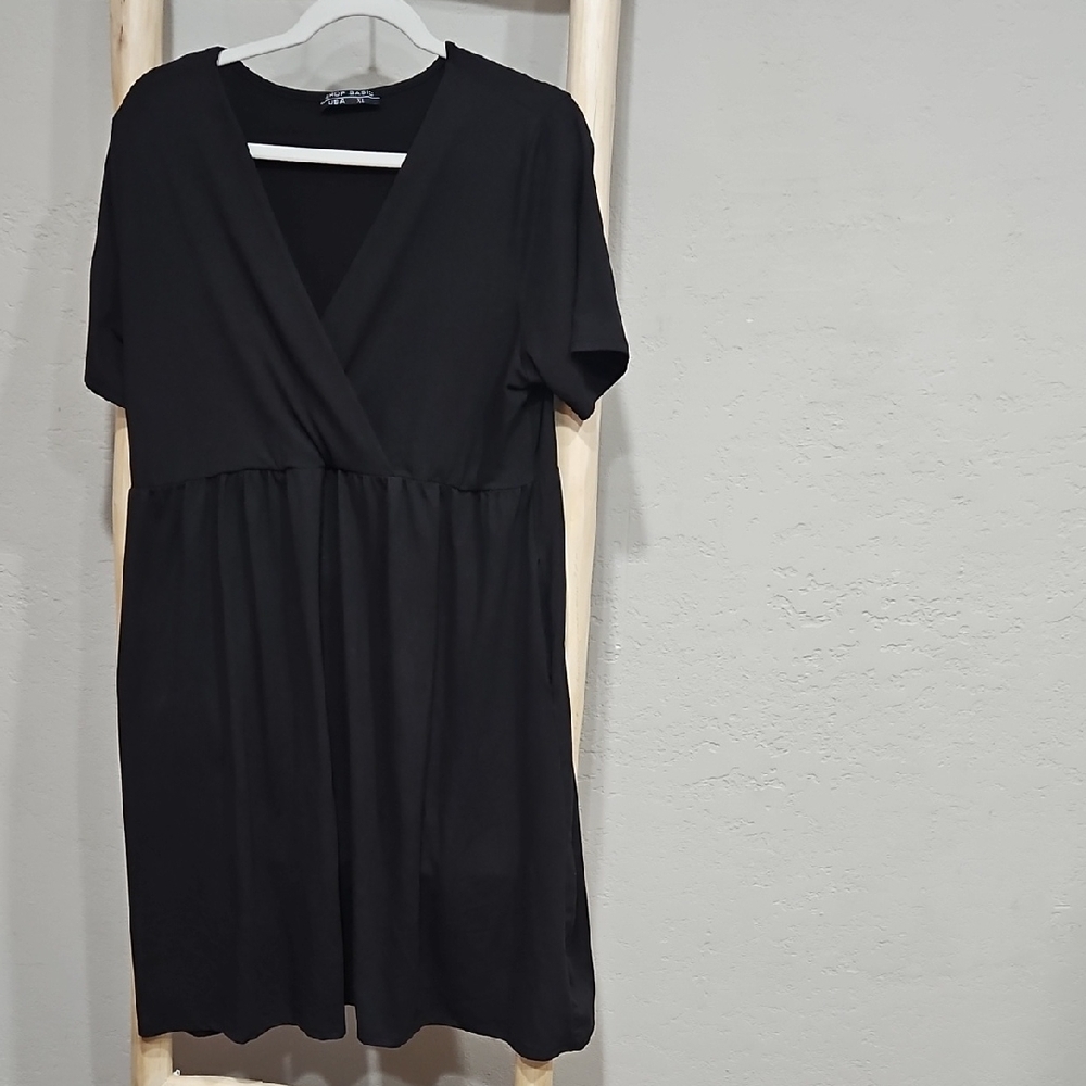 Chic Black Mini Dress